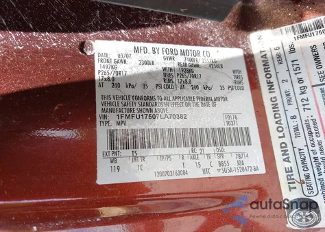 2007 Ford Expedition Eddie Bauer z USA, uszkodzony, nr VIN 1FMFU17507LA70382